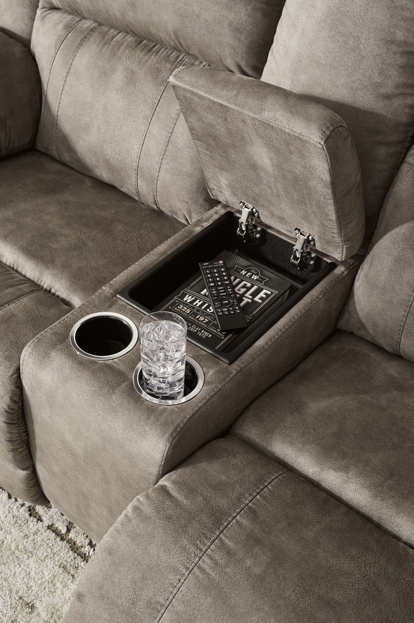 Laresview - Dbl Reclining Loveseat With Console - Faux Leather - Fossil