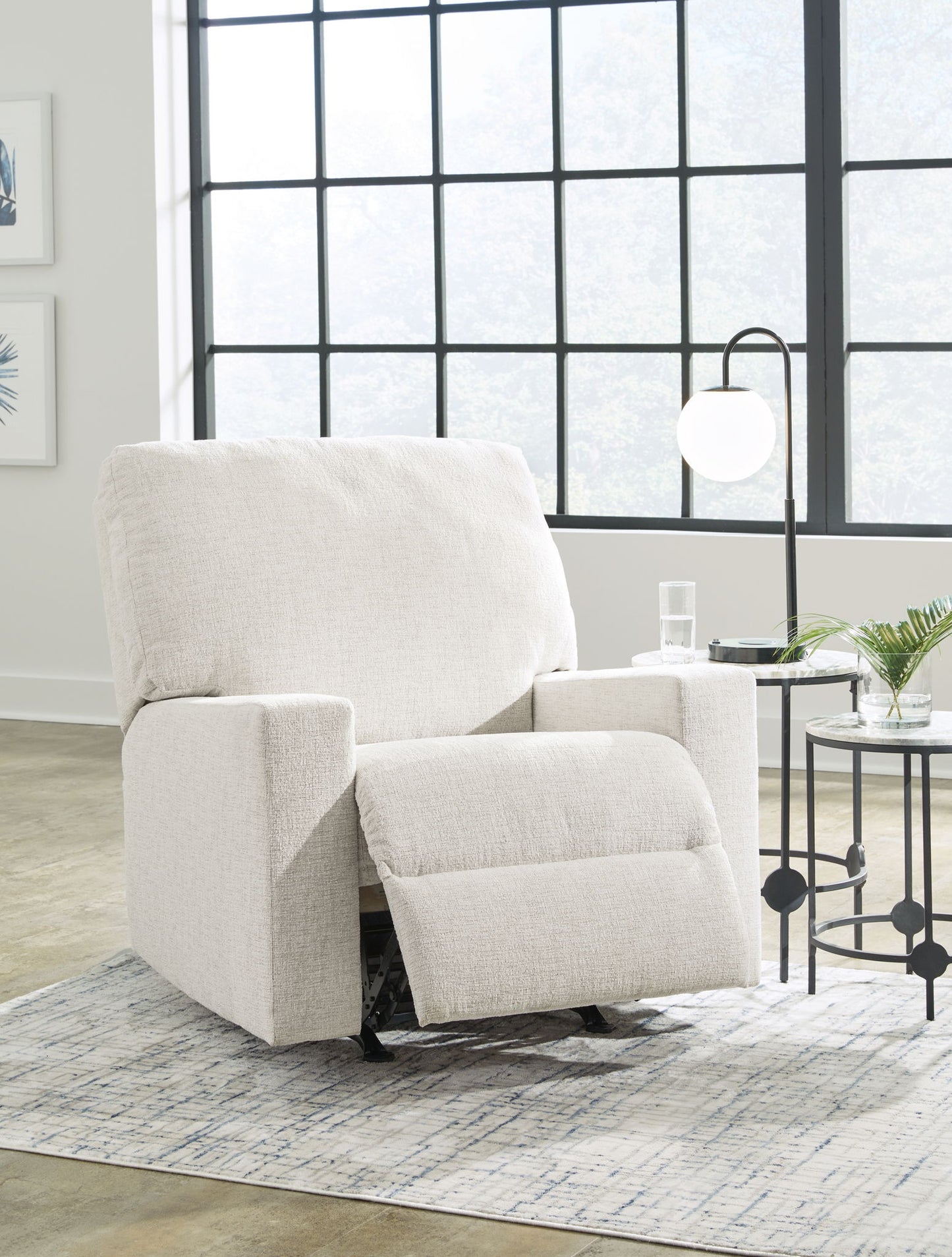 Rannis - Rocker Recliner - Fabric - Snow