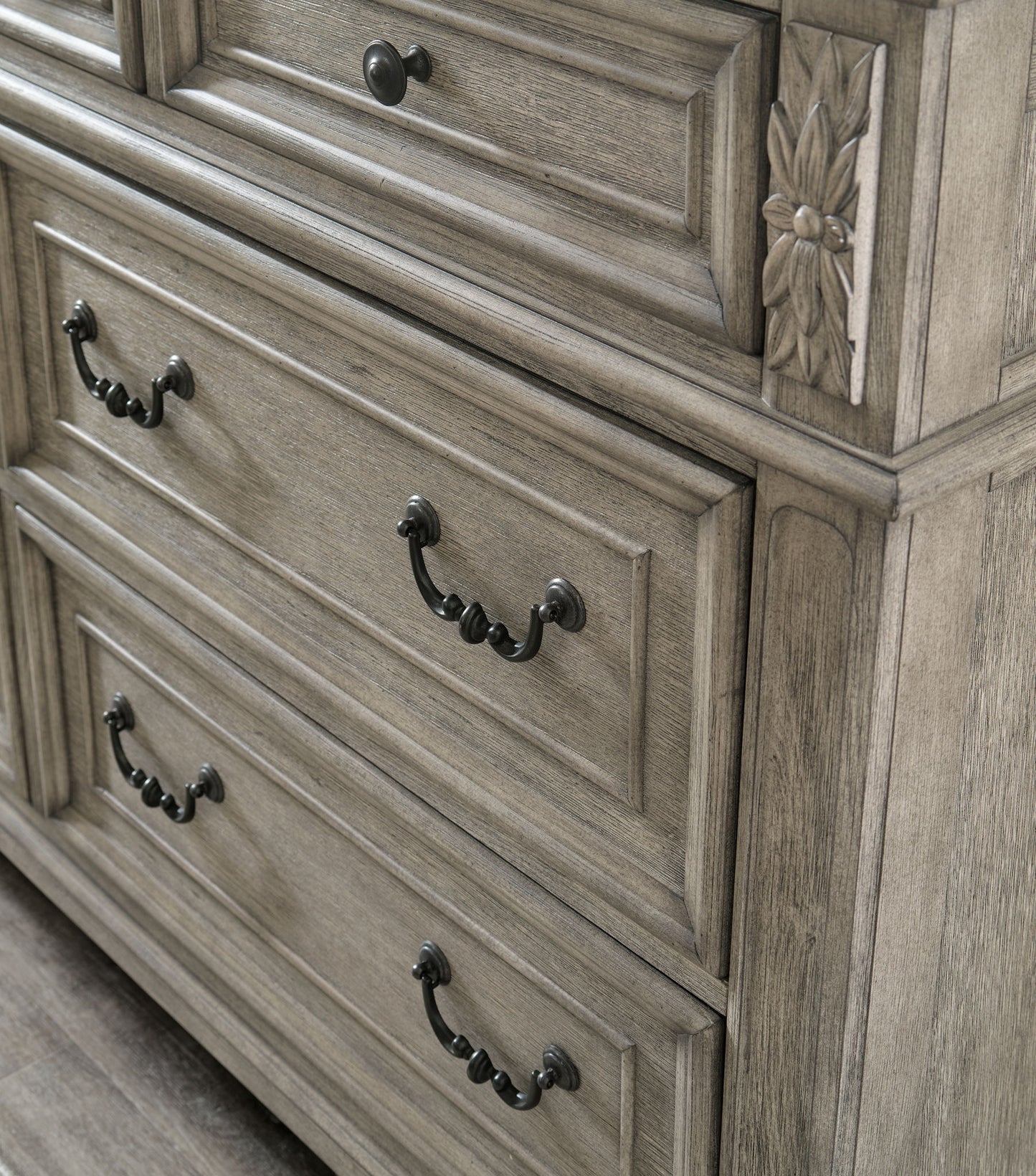 Lodenbay - Dresser, Mirror - Antique Gray
