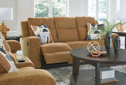 Kanlow - Reclining Sofa - Fabric - Honey