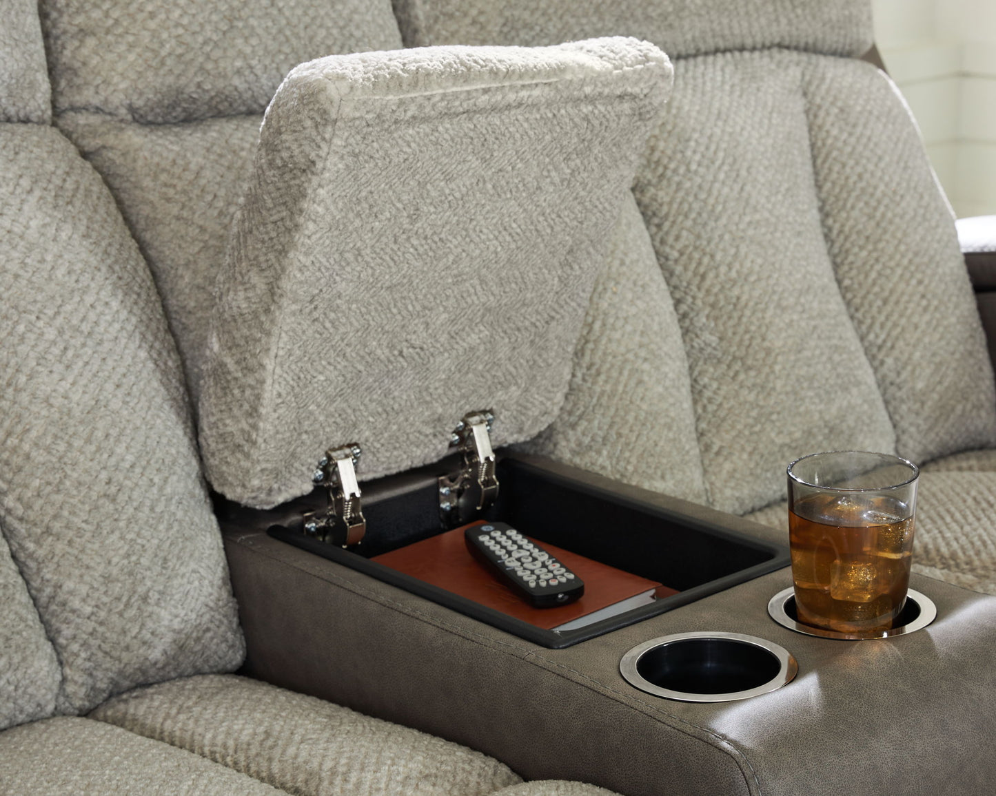 WhipLash - Power Reclining Loveseat With Console / Adj Headrest - Sisal