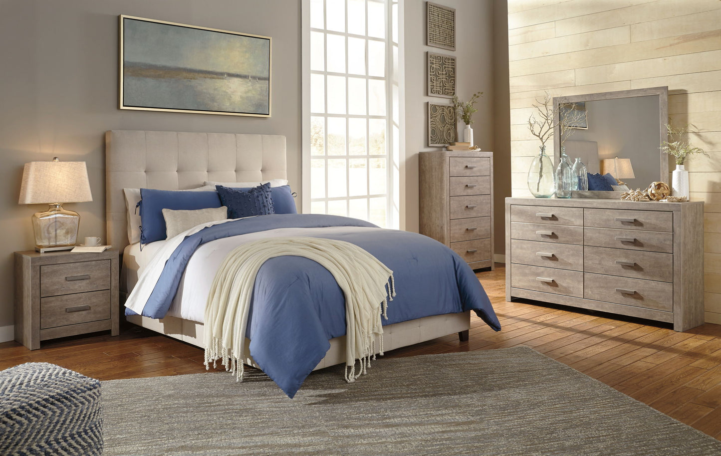 Culverbach - Five Drawer Chest - Gray