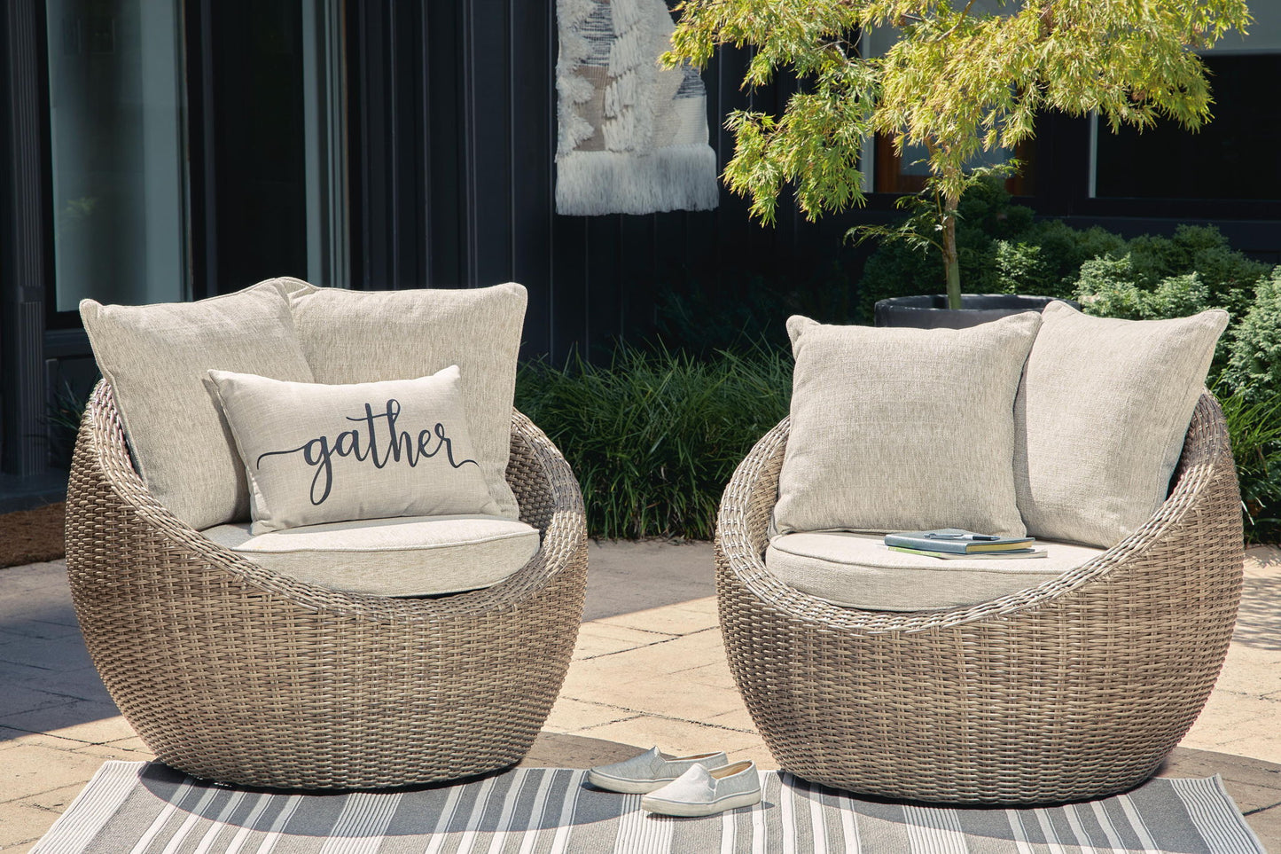 Danson - Swivel Lounge w/Cushion (Set of 2) - Beige